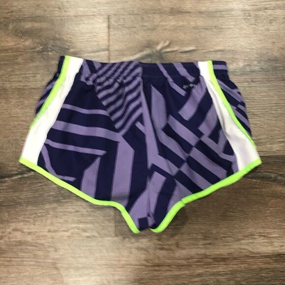 Nike Shorts - Picture 4 of 5